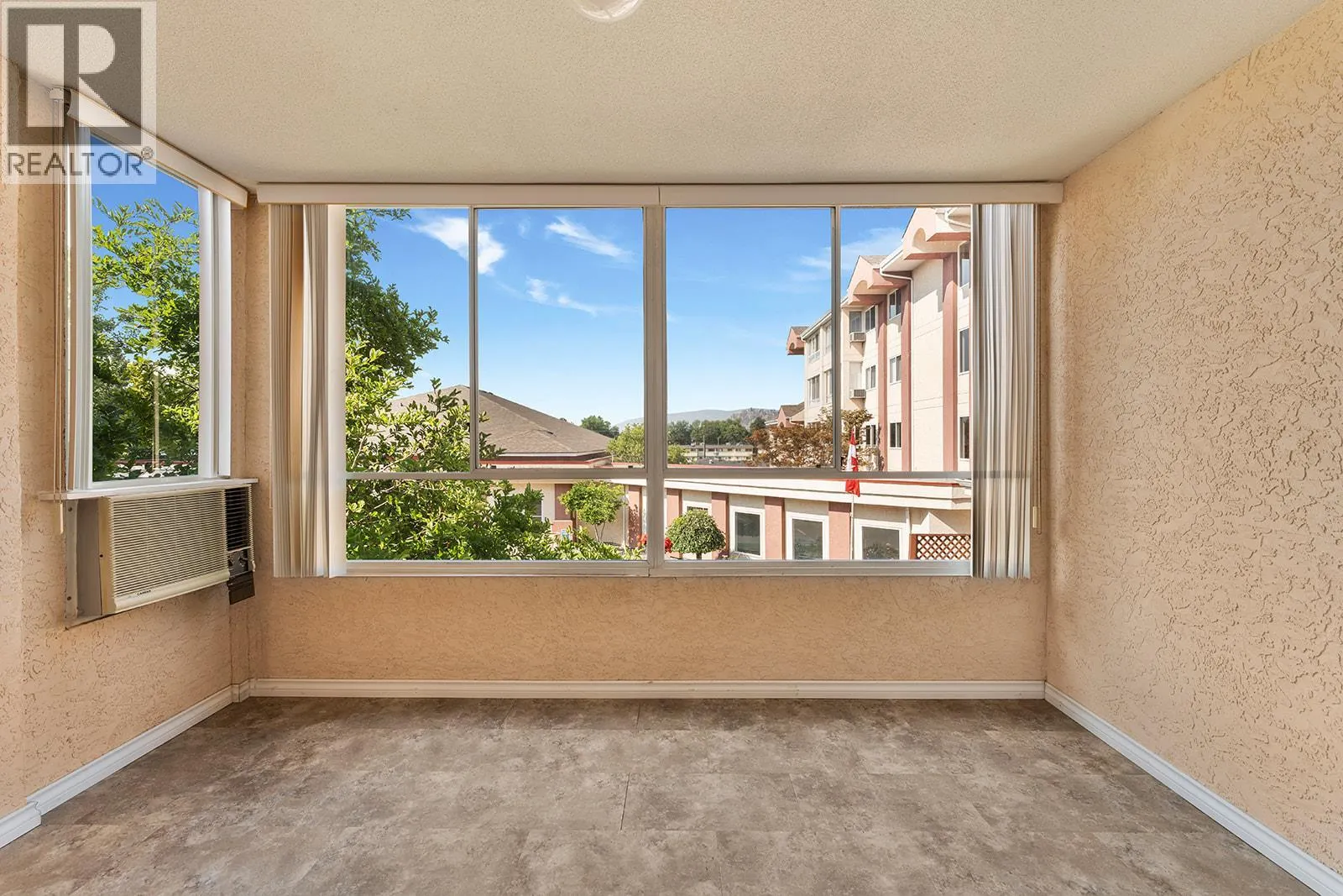 920 Saskatoon Road Unit# 214