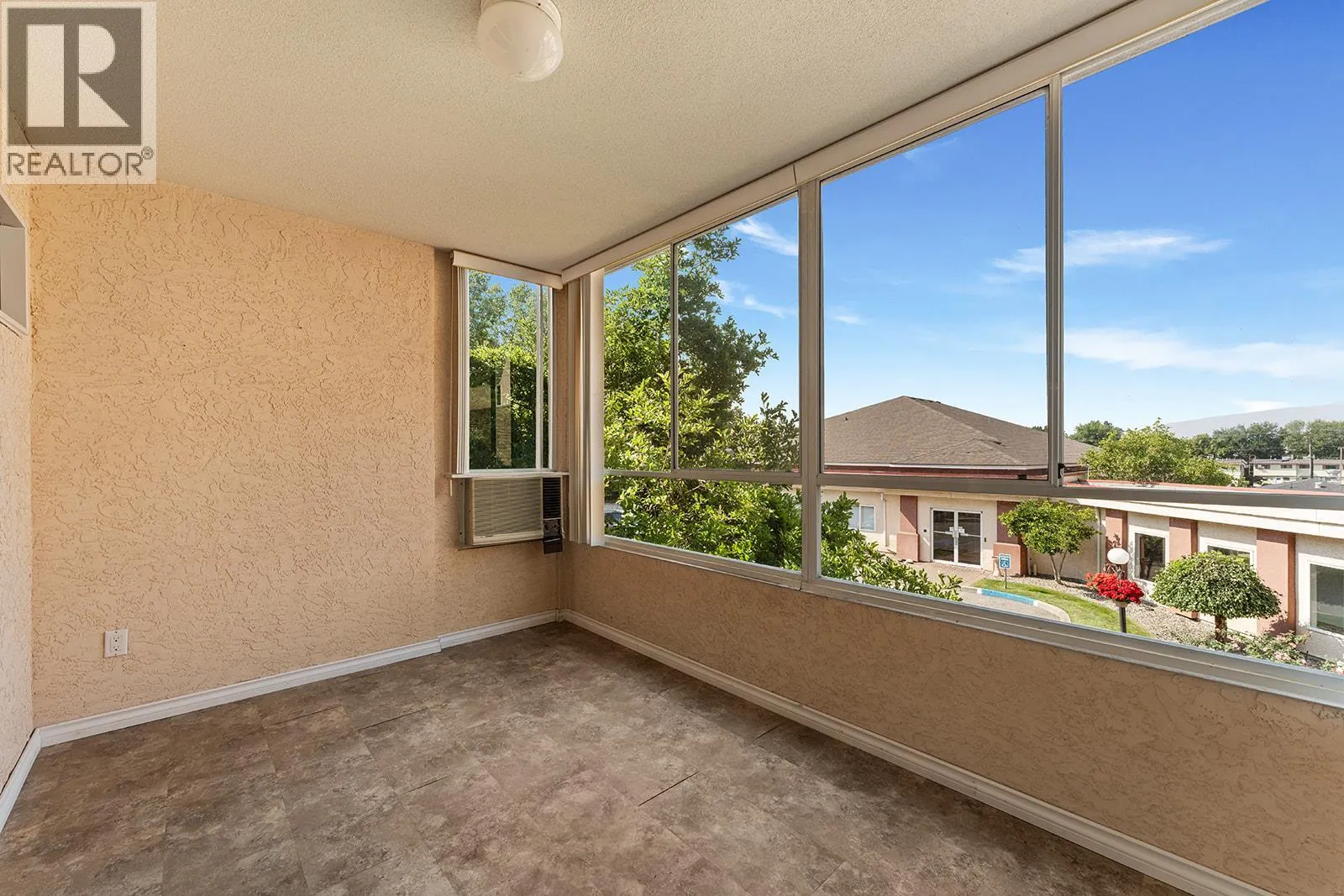 920 Saskatoon Road Unit# 214