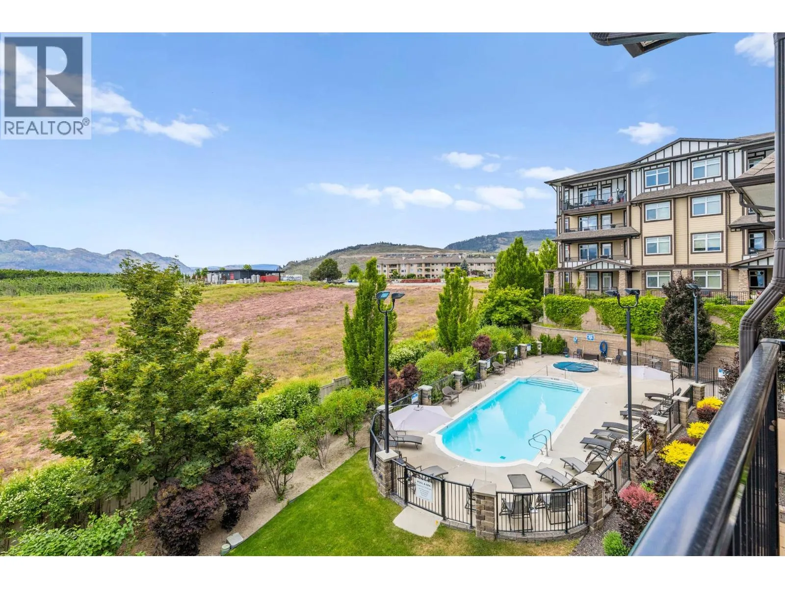 3842 Old Okanagan Highway Unit# 4306