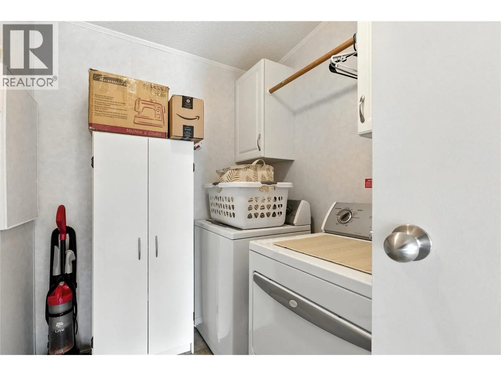 1885 Tappen Notch Hill Road Unit# 32