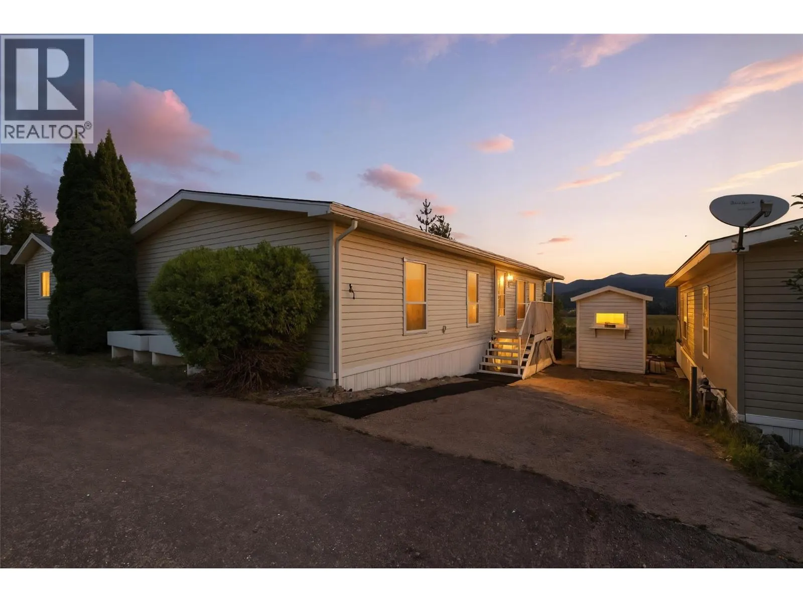 1885 Tappen Notch Hill Road Unit# 32
