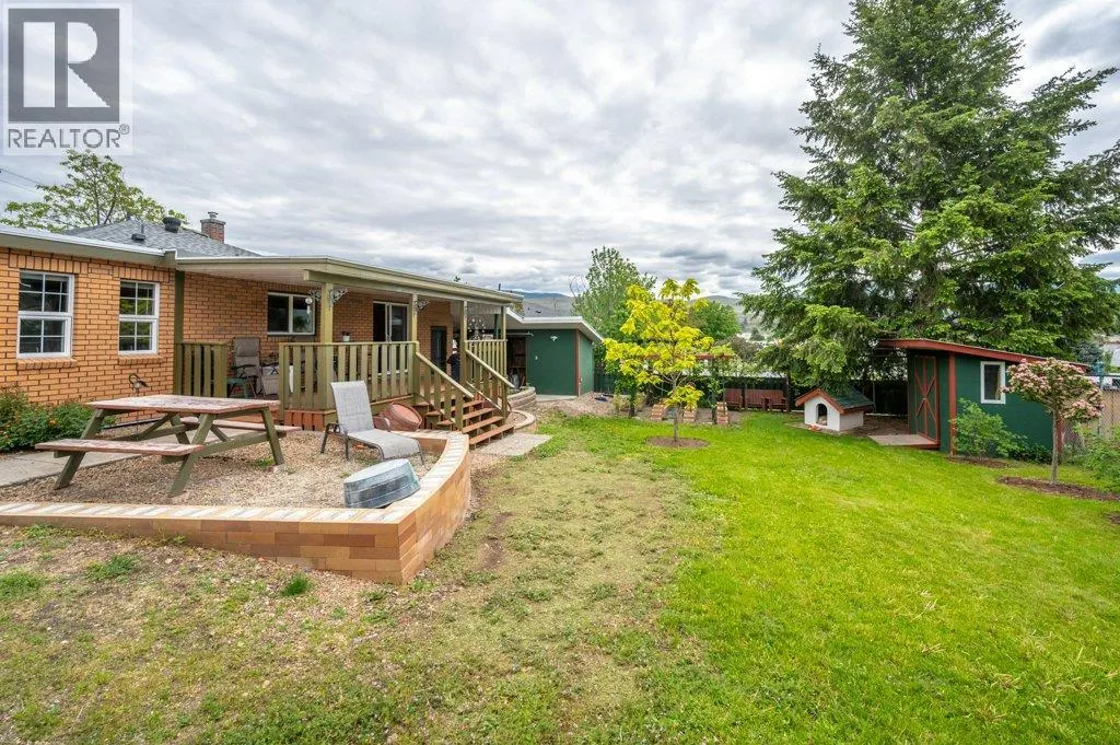 703 Similkameen Avenue