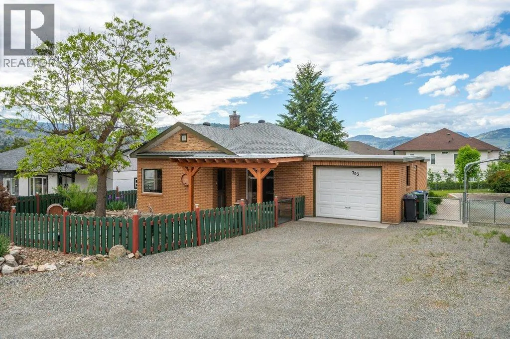 703 Similkameen Avenue