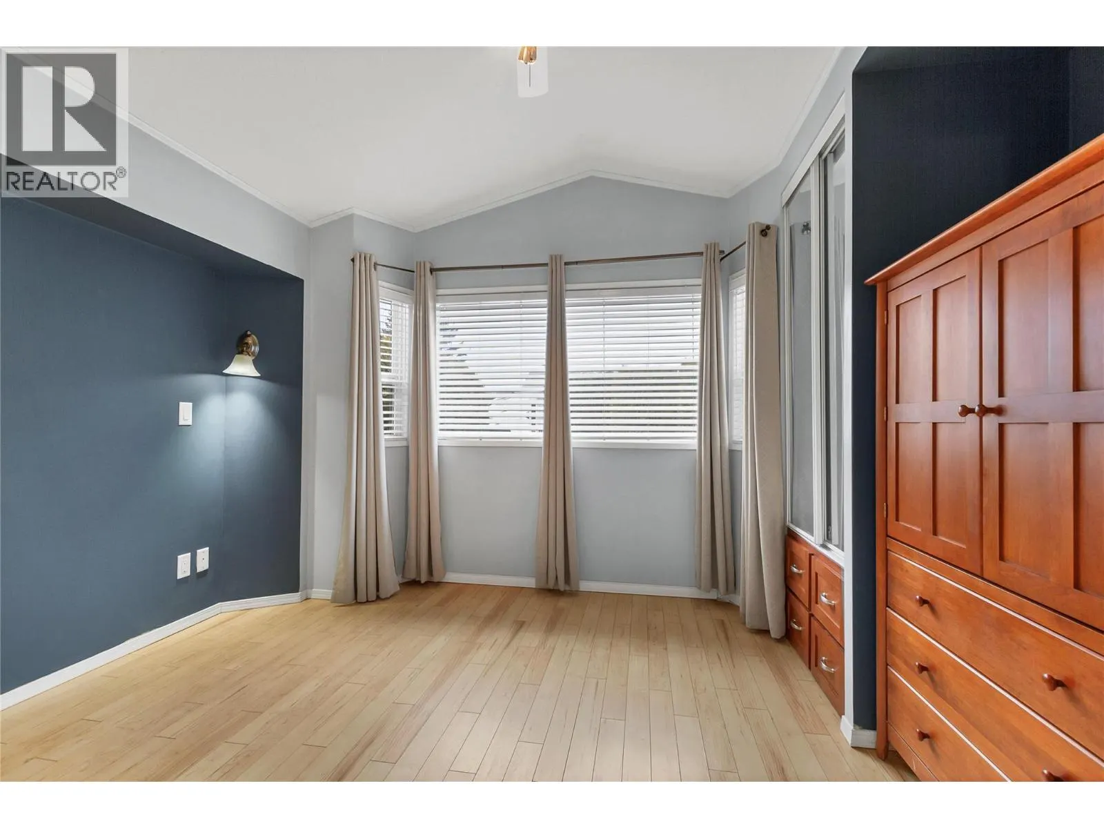 415 Commonwealth Road Unit# 136