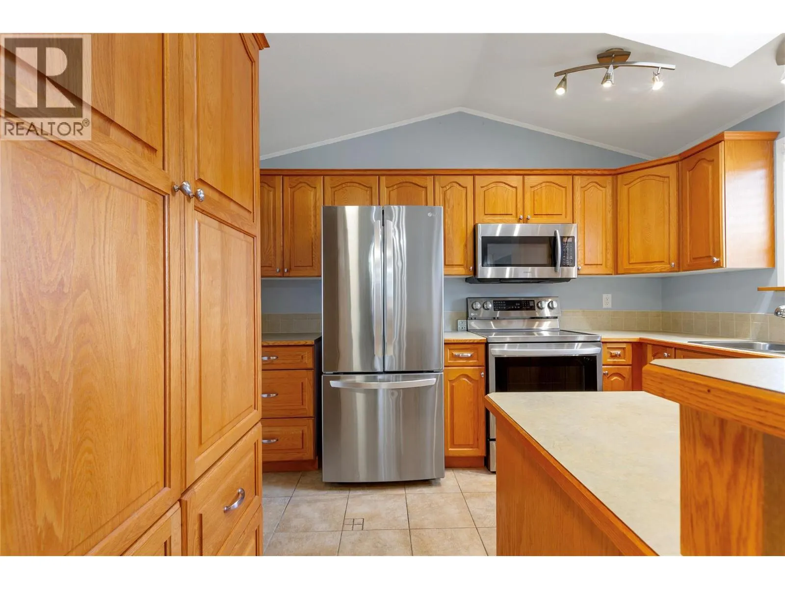 415 Commonwealth Road Unit# 136