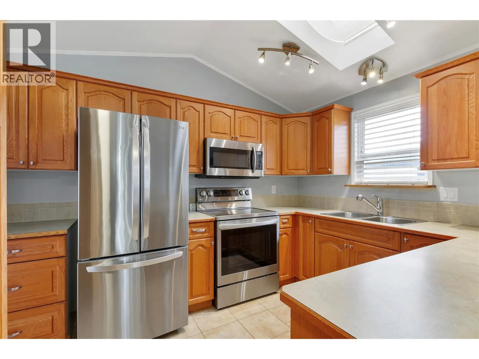415 Commonwealth Road Unit# 136