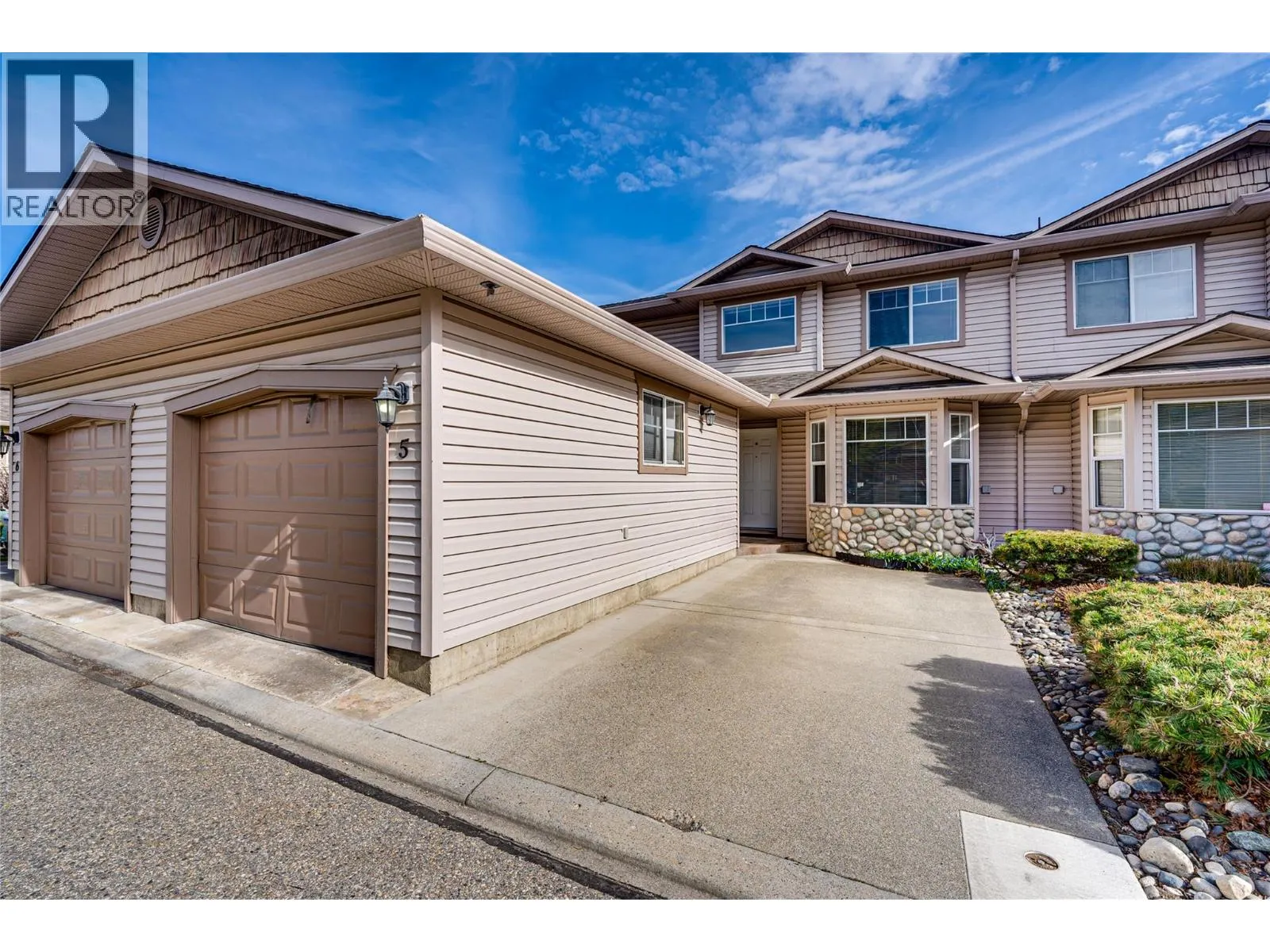 5886 Okanagan Landing Road Unit# 5
