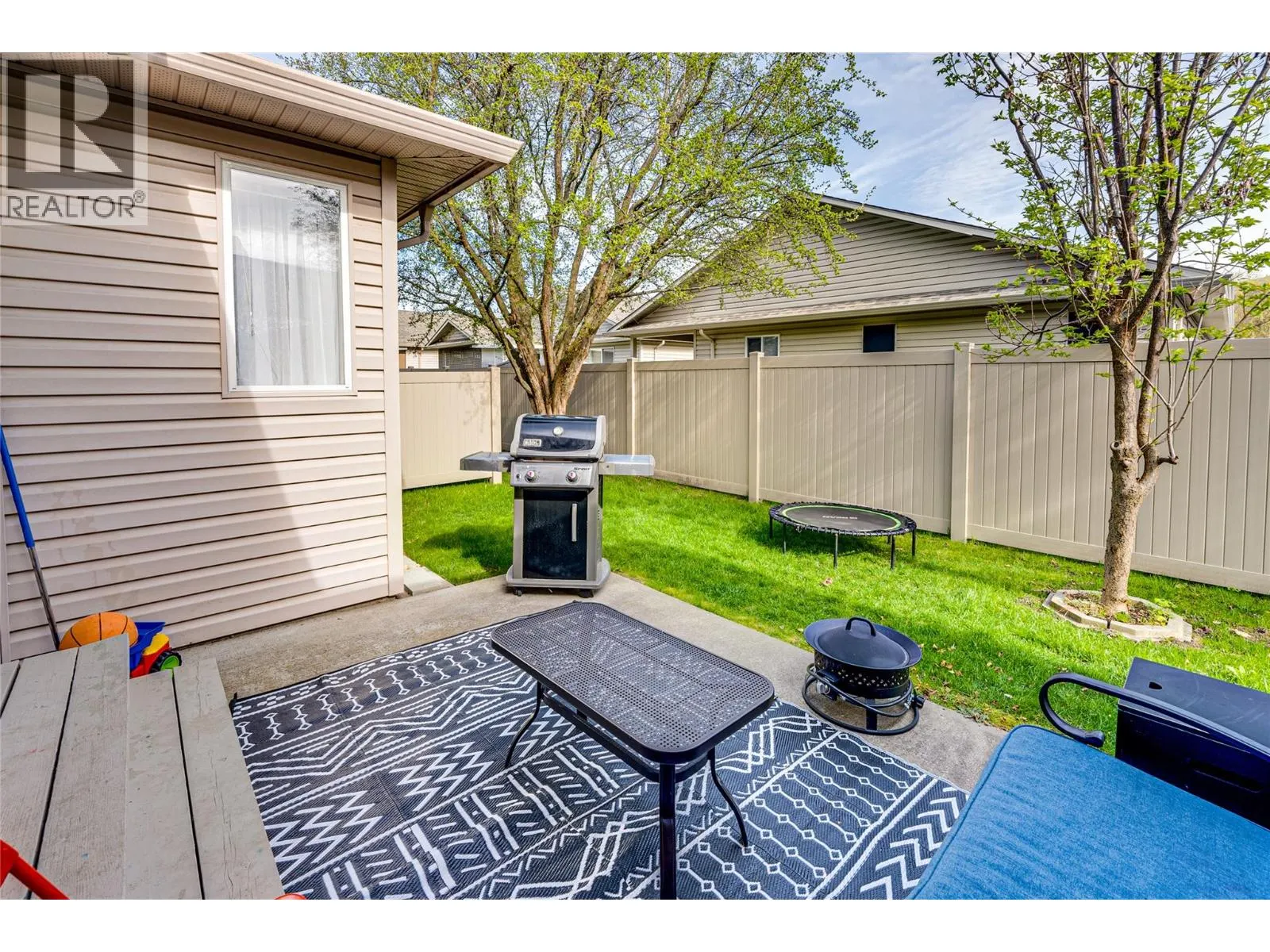 5886 Okanagan Landing Road Unit# 5