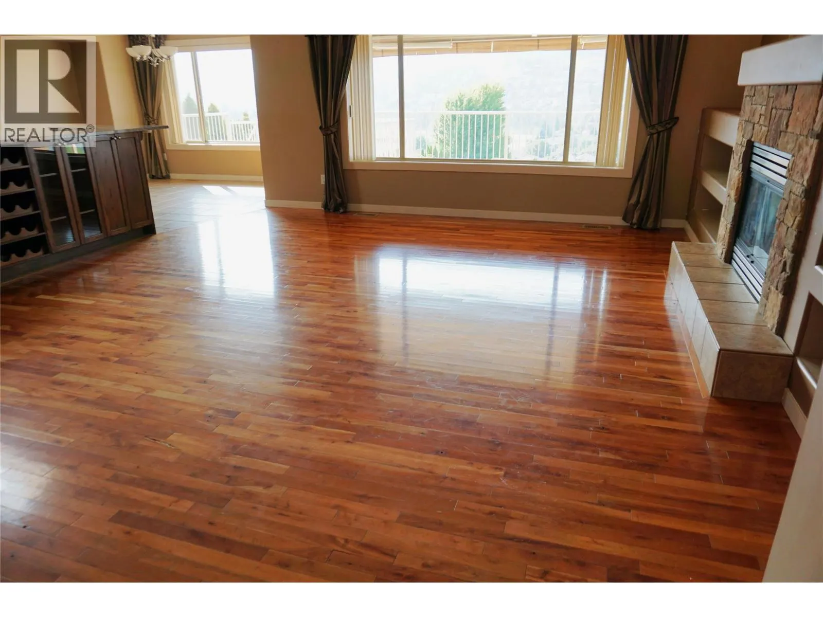 1302 Loseth Drive
