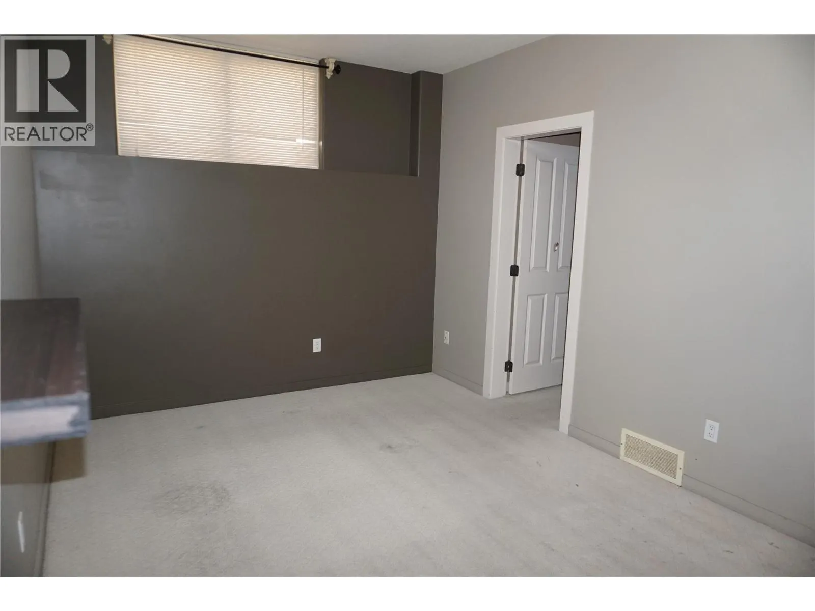 1302 Loseth Drive