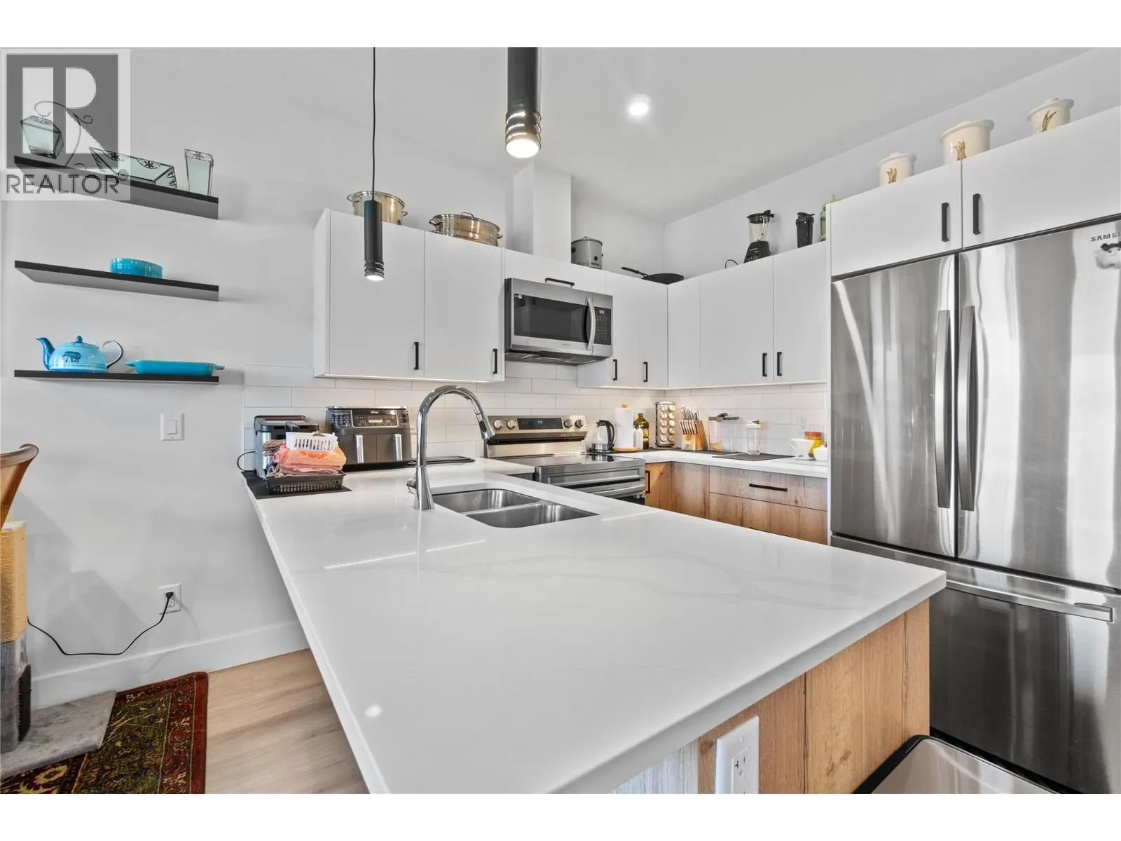 1999 15 Avenue Unit# 30