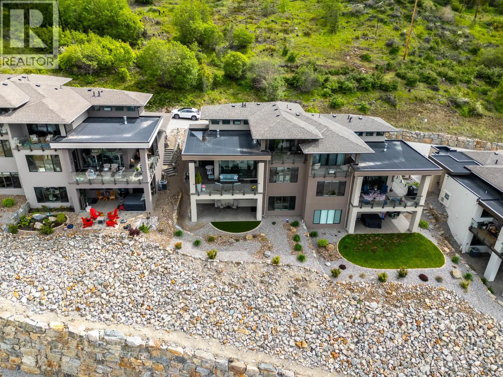 470 Hawk's Perch Lane