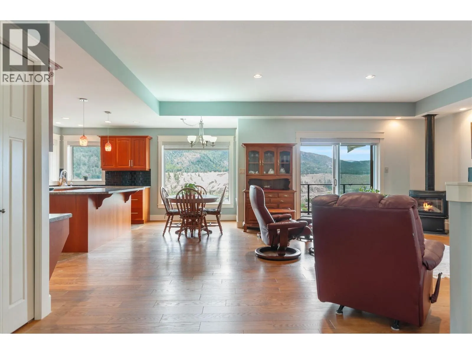 4400 McLean Creek Road Unit# 137