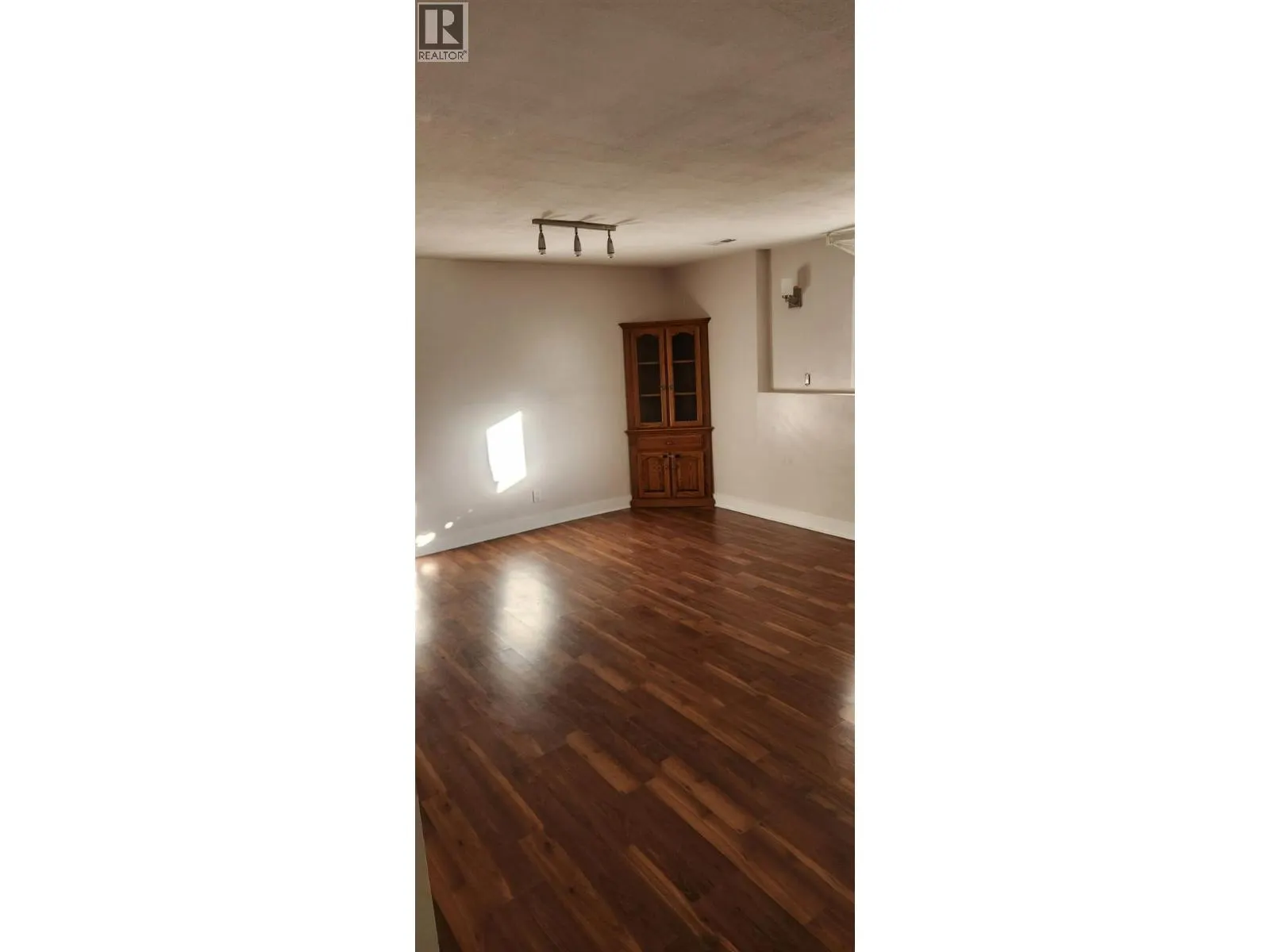 1254 Foxwood Lane