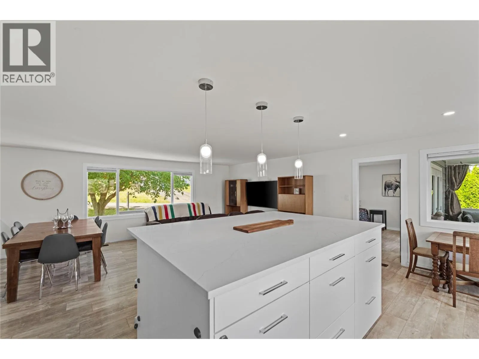 1254 Foxwood Lane