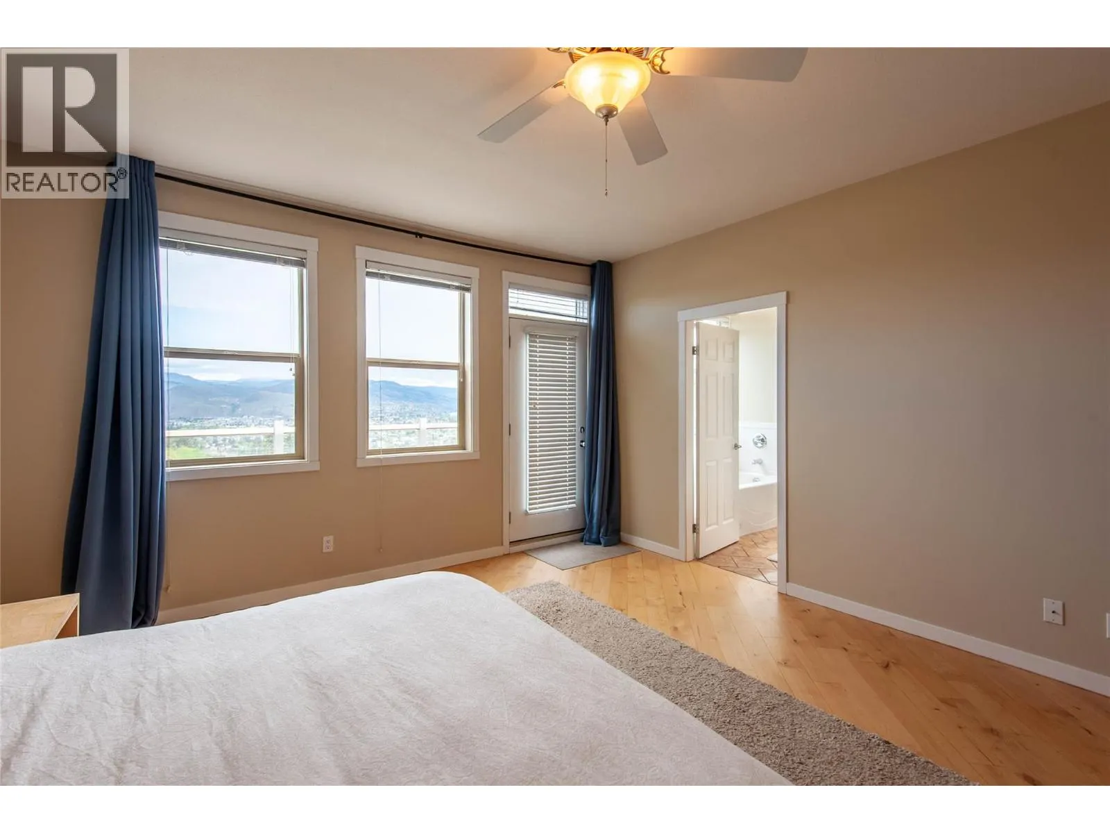445 DALGLEISH Drive Unit# 10