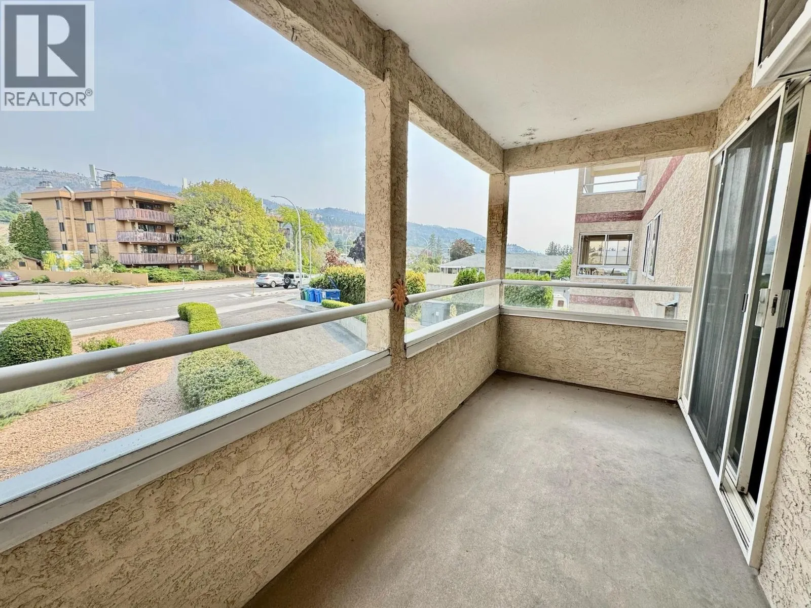 2401 SOUTH MAIN Street Unit# 204