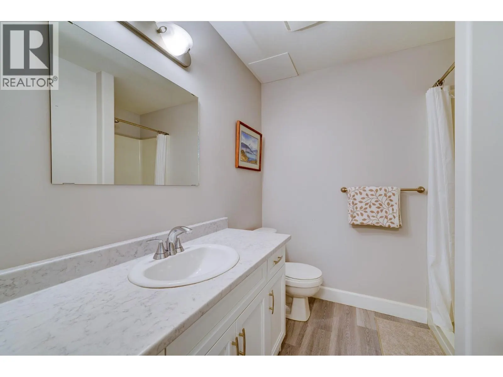 1940 HILLSIDE Drive Unit# 33