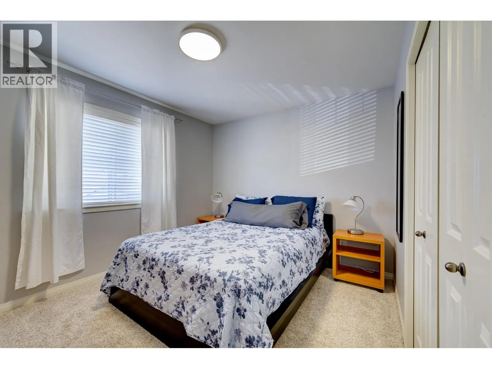 1940 HILLSIDE Drive Unit# 33