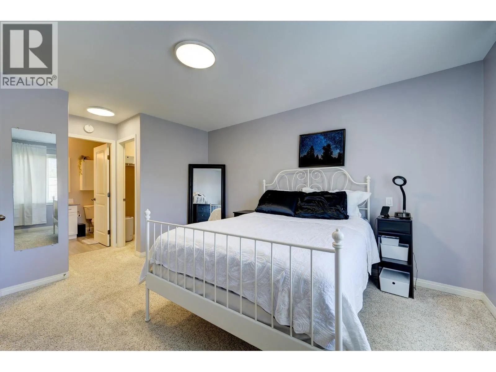 1940 HILLSIDE Drive Unit# 33
