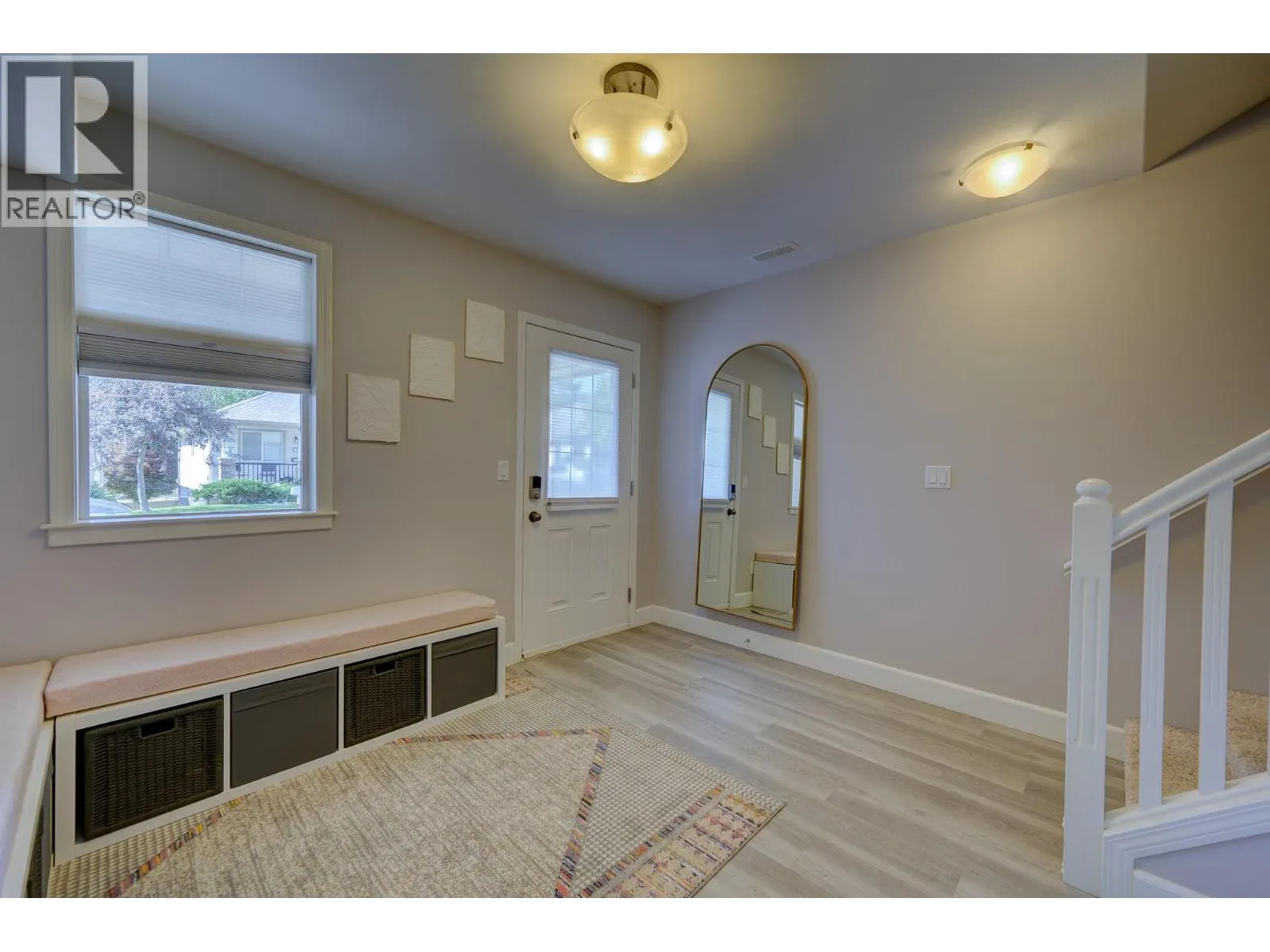 1940 HILLSIDE Drive Unit# 33