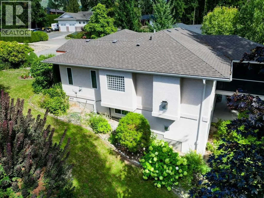2600 Fairway Place