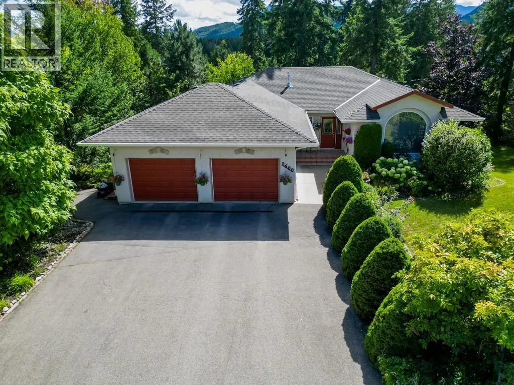 2600 Fairway Place