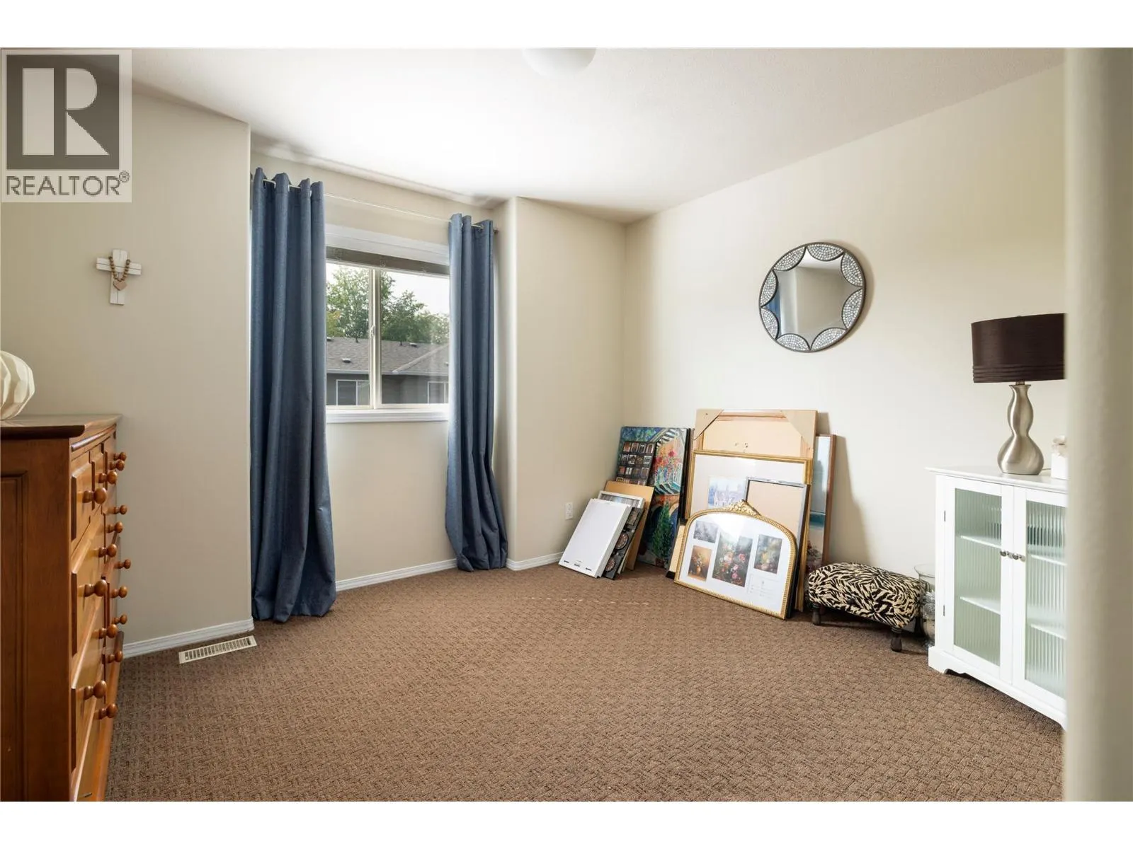 535 Glenmeadows Road Unit# 7