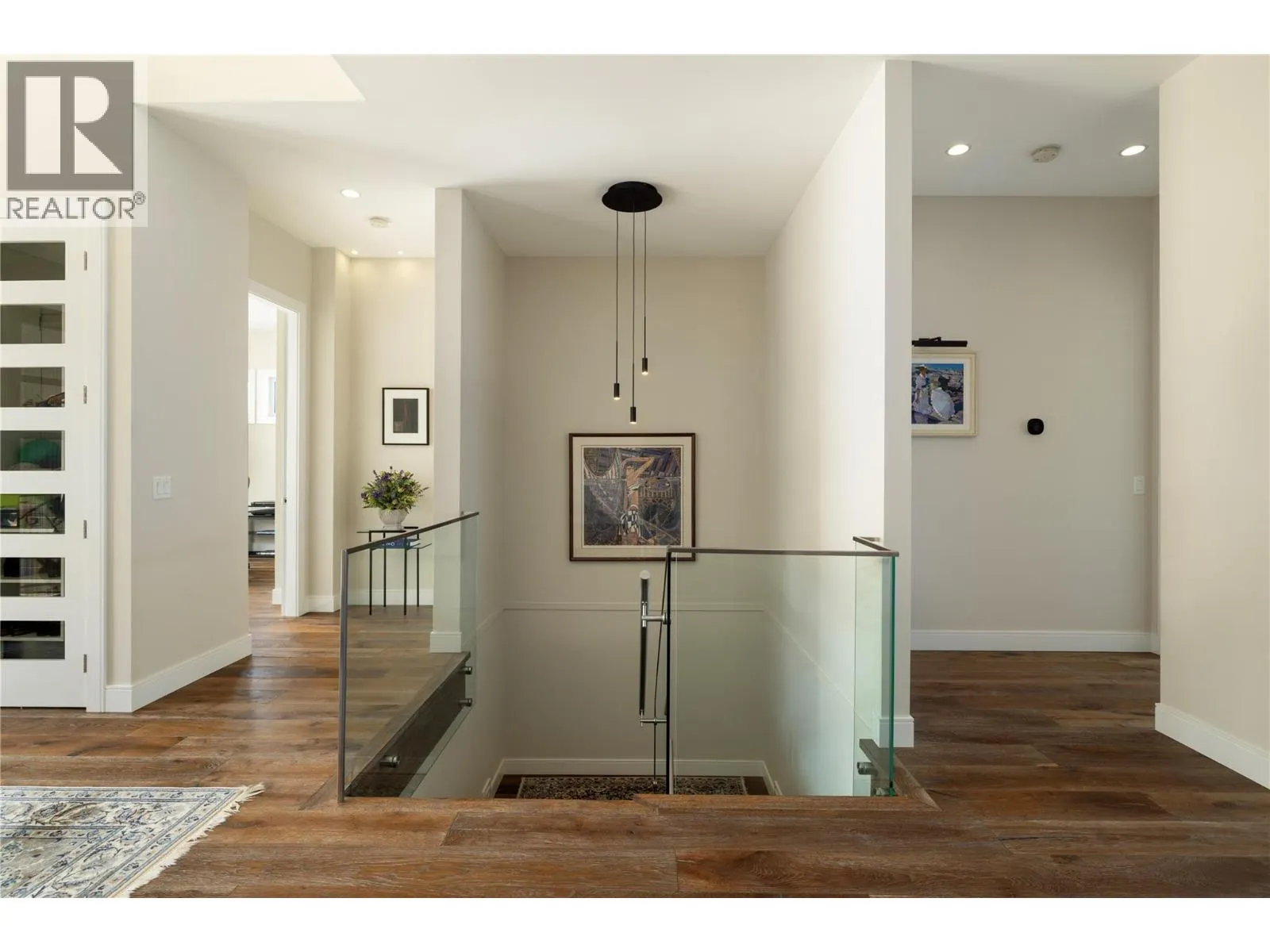 5572 Upper Mission Drive