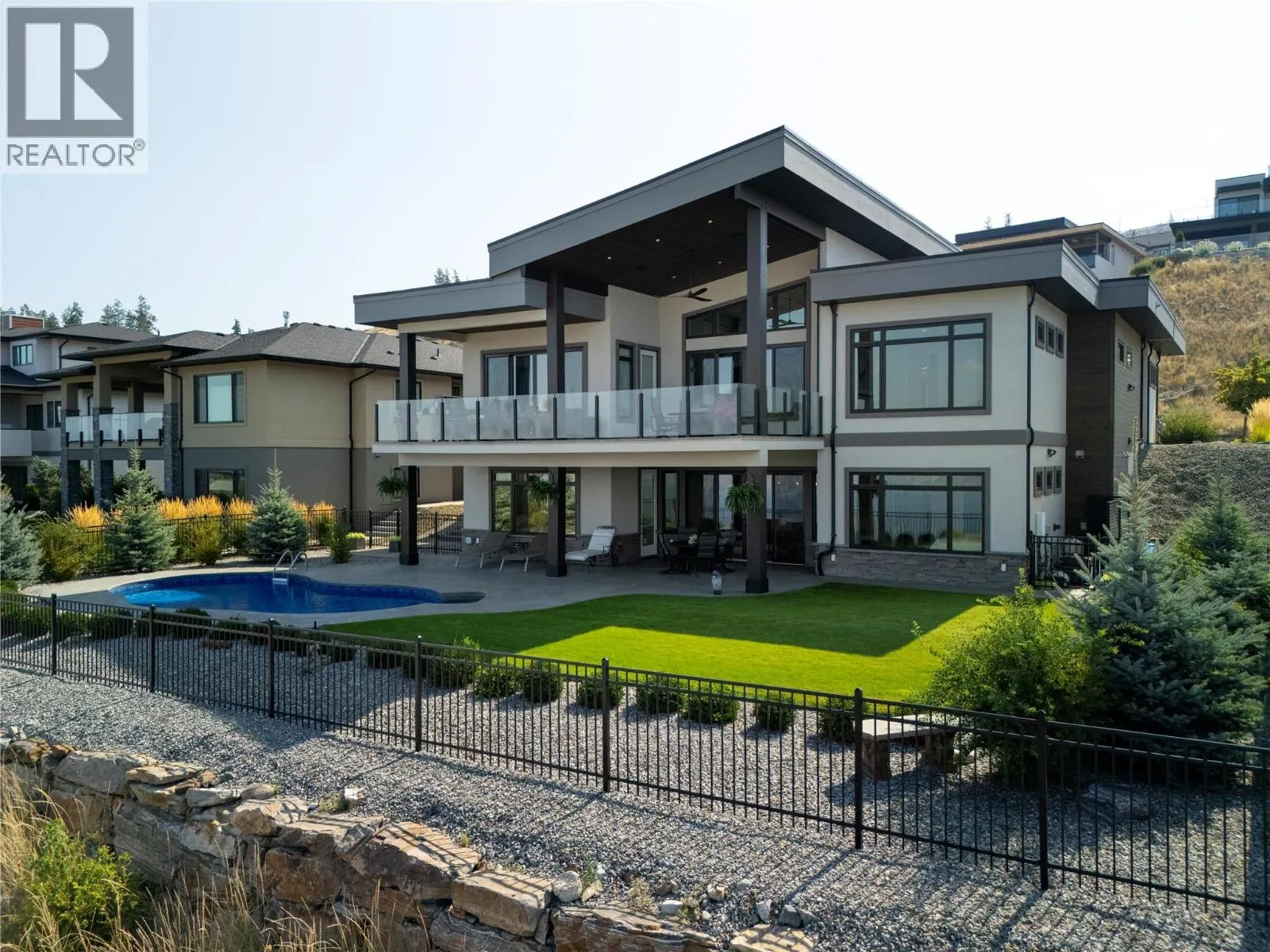 5572 Upper Mission Drive