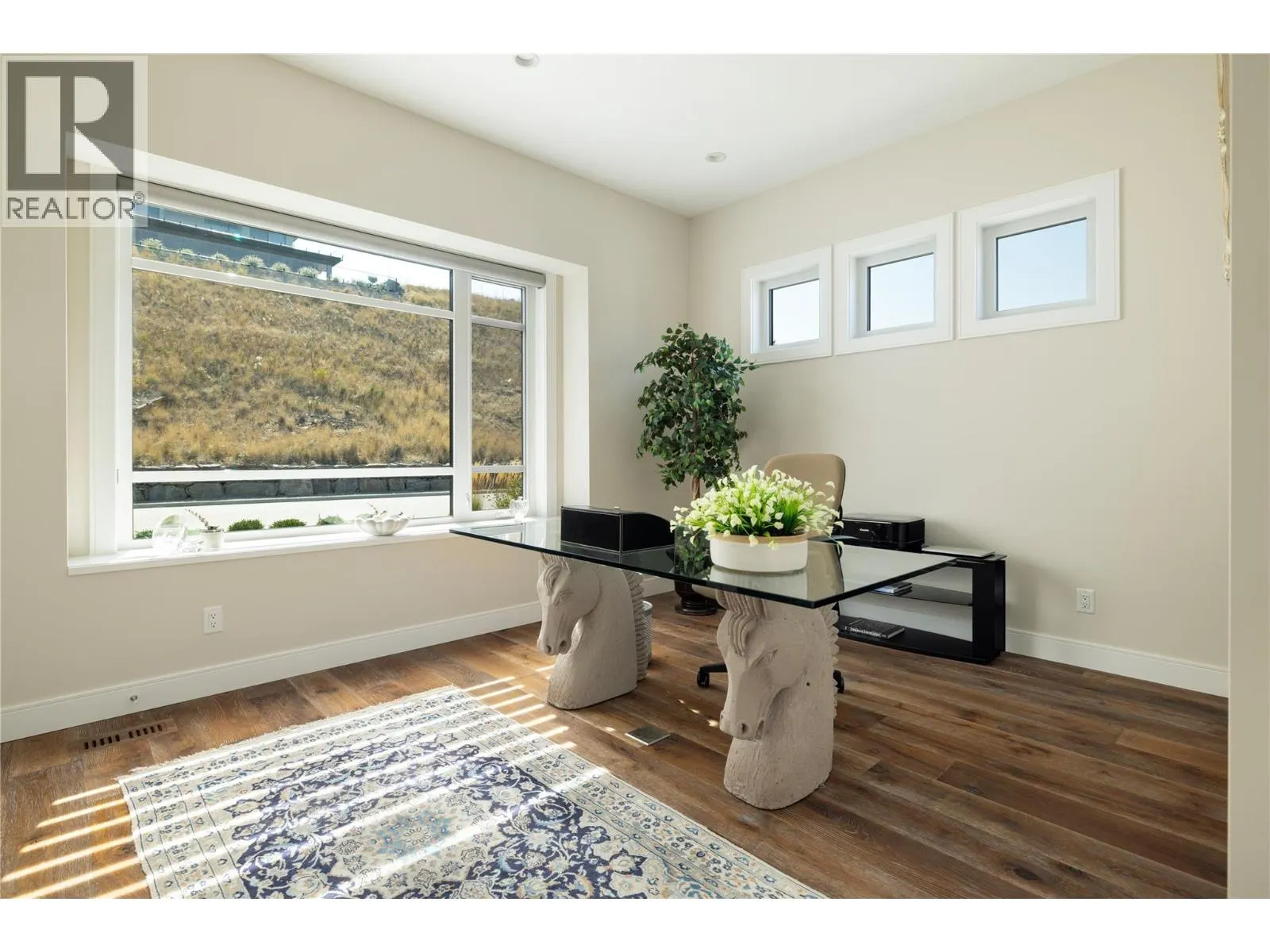 5572 Upper Mission Drive