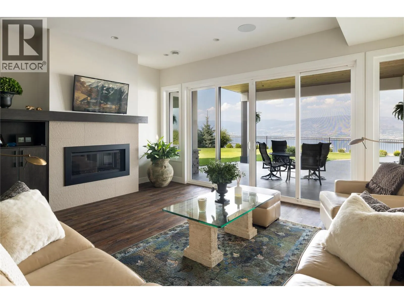 5572 Upper Mission Drive