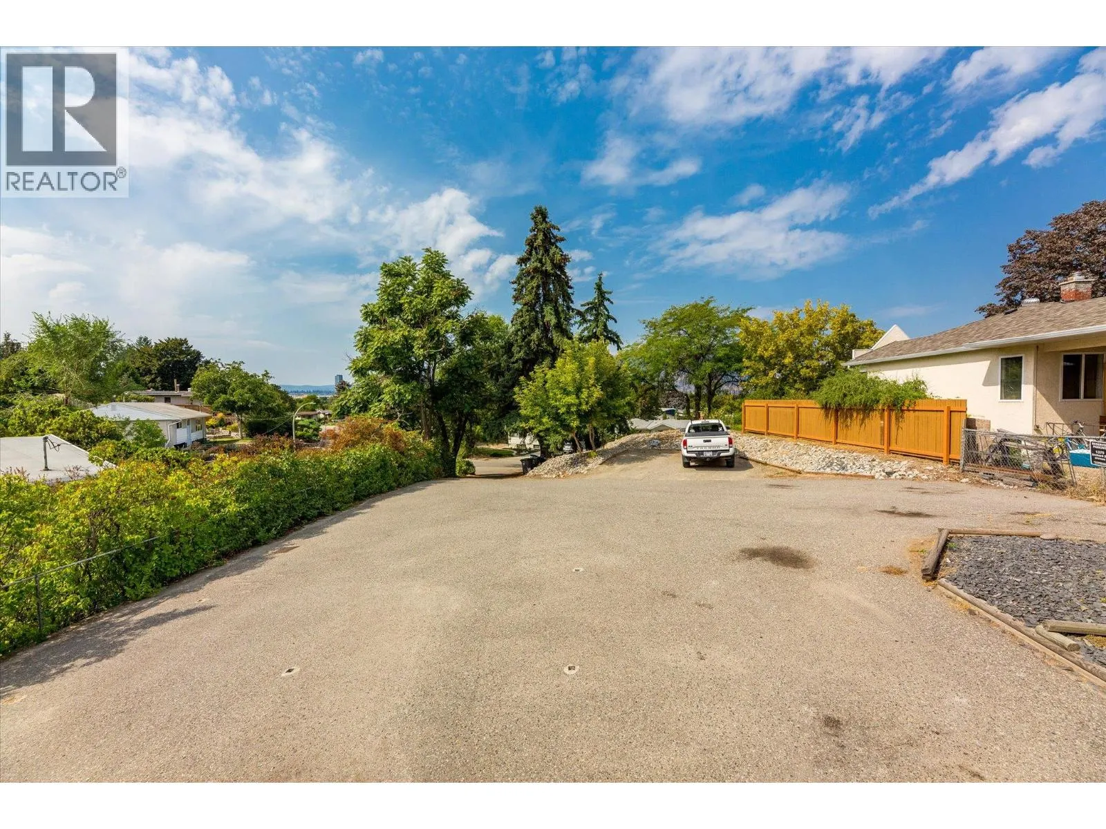 1375 Orchard Drive
