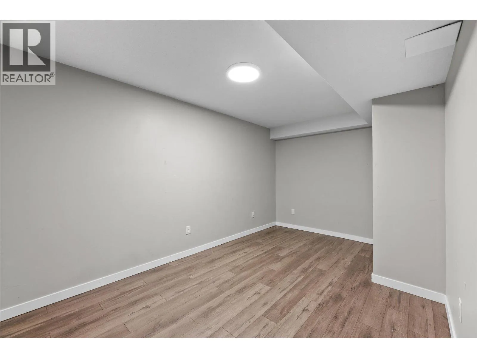 1375 Orchard Drive