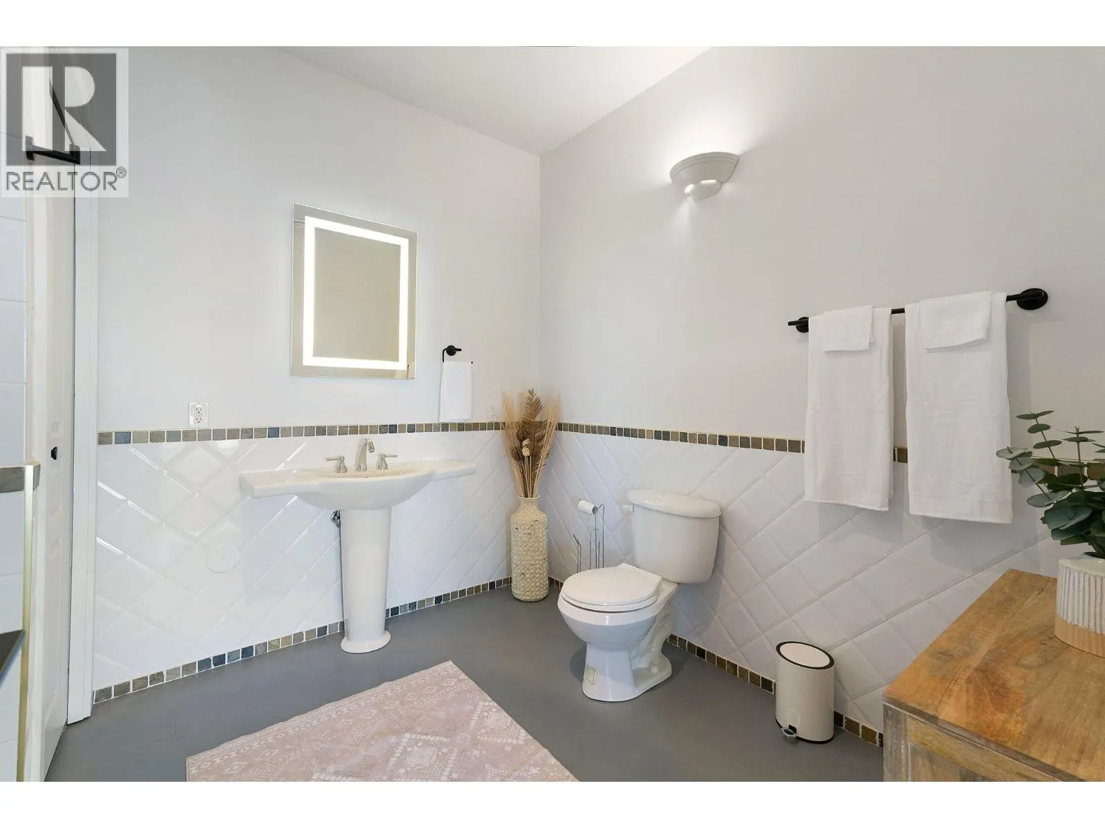 1022 James Hockey Place