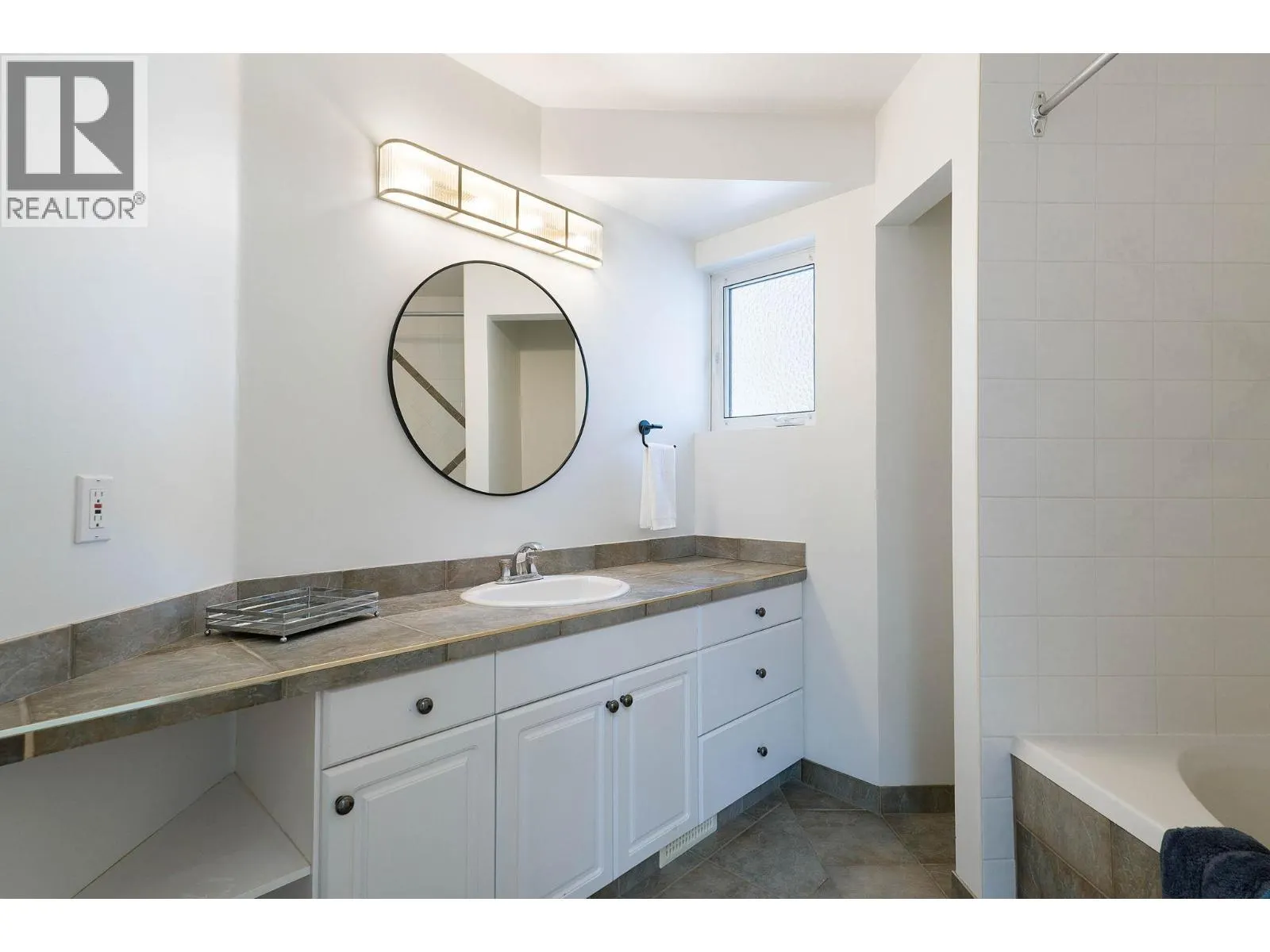 1022 James Hockey Place