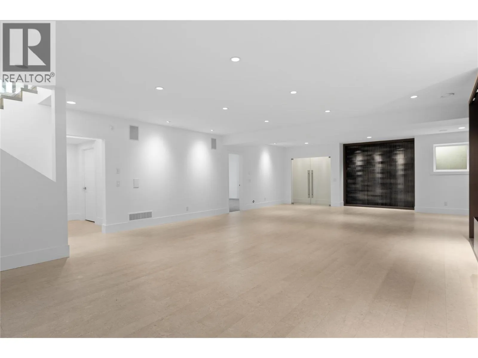 1049 Westpoint Drive