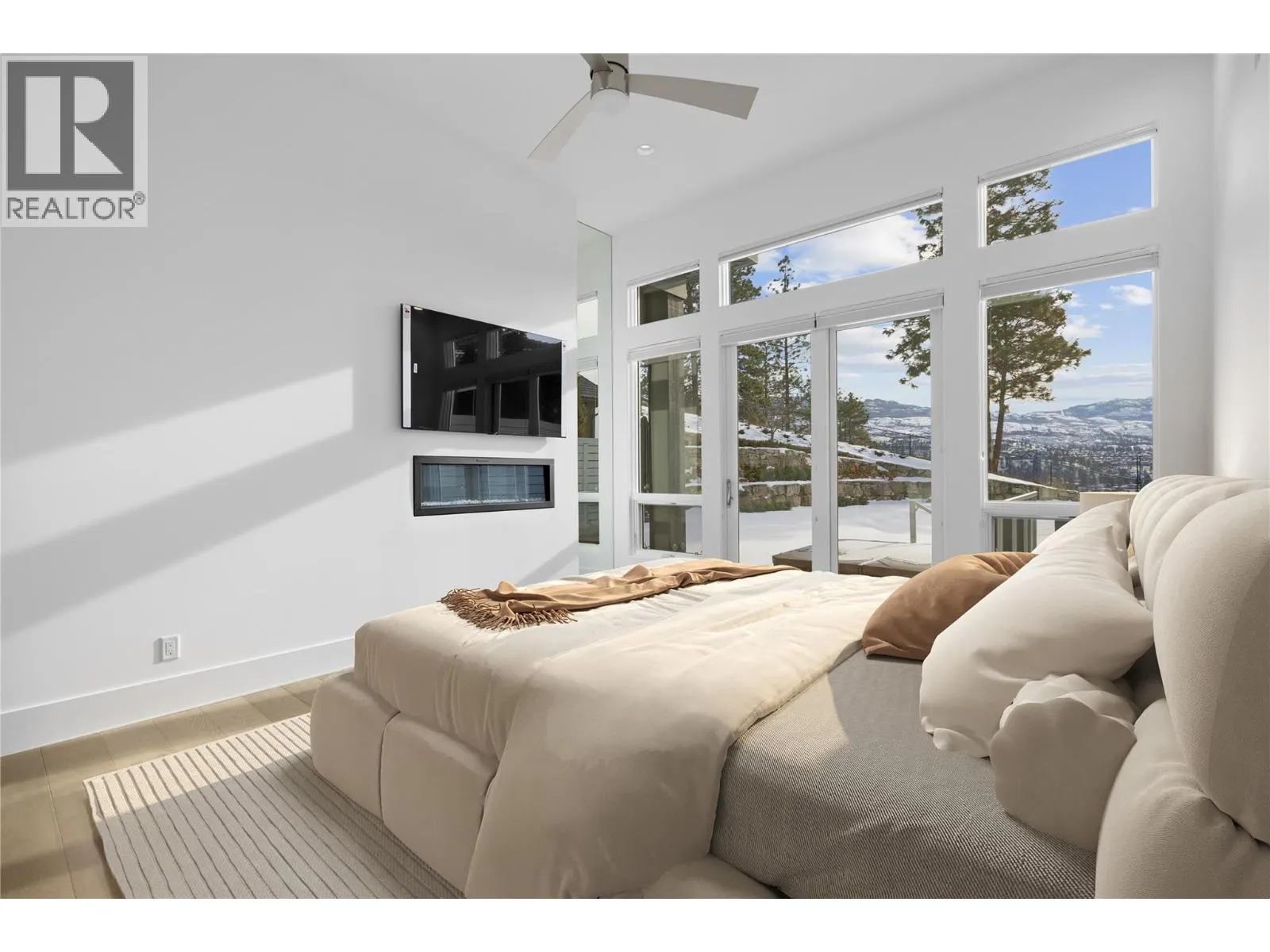 1049 Westpoint Drive