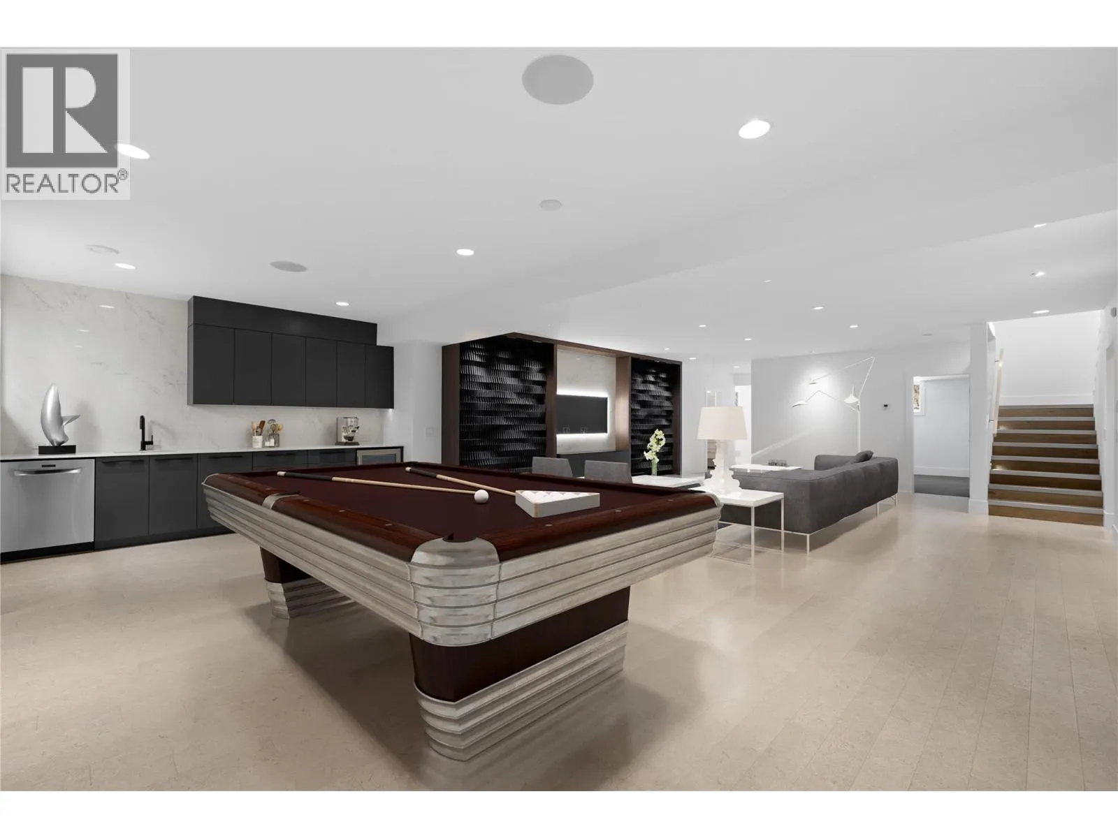 1049 Westpoint Drive