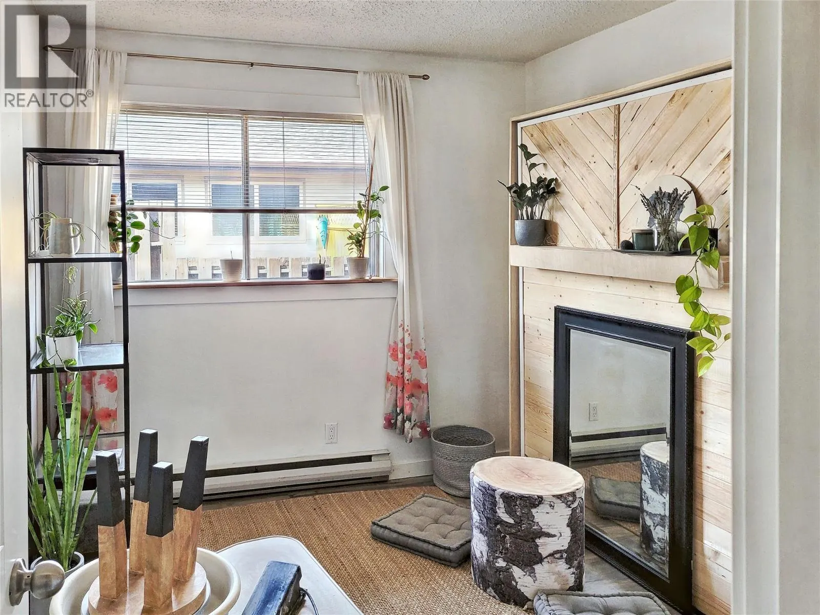 717 12TH Avenue Unit# 8