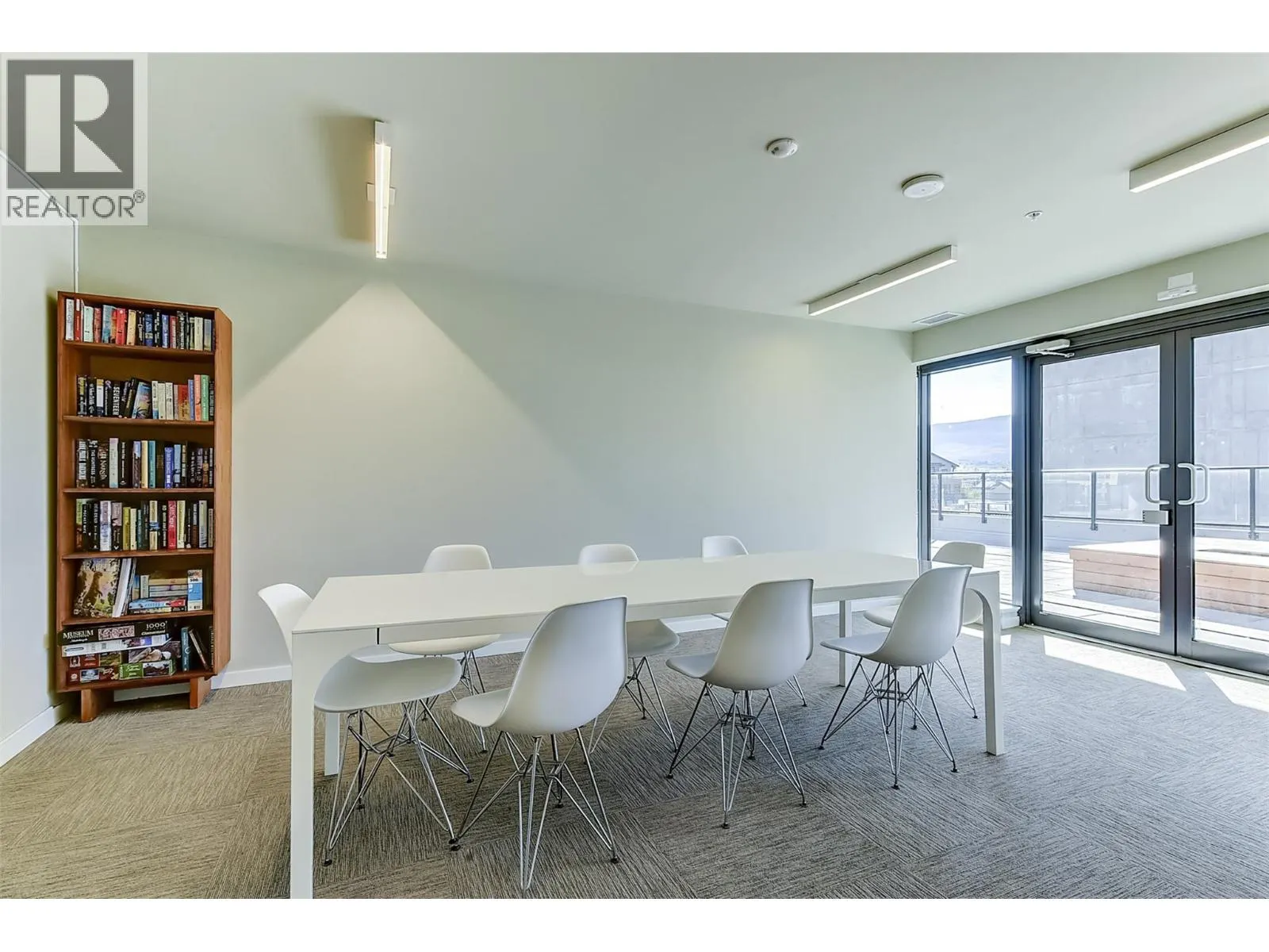 485 Groves Avenue Unit# 1101