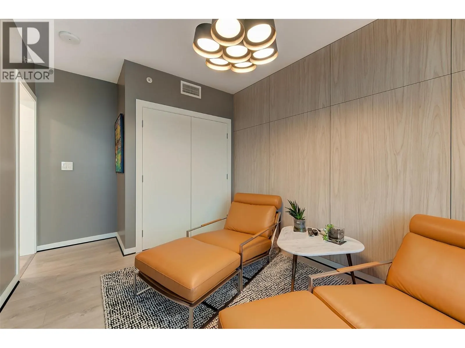 485 Groves Avenue Unit# 1101