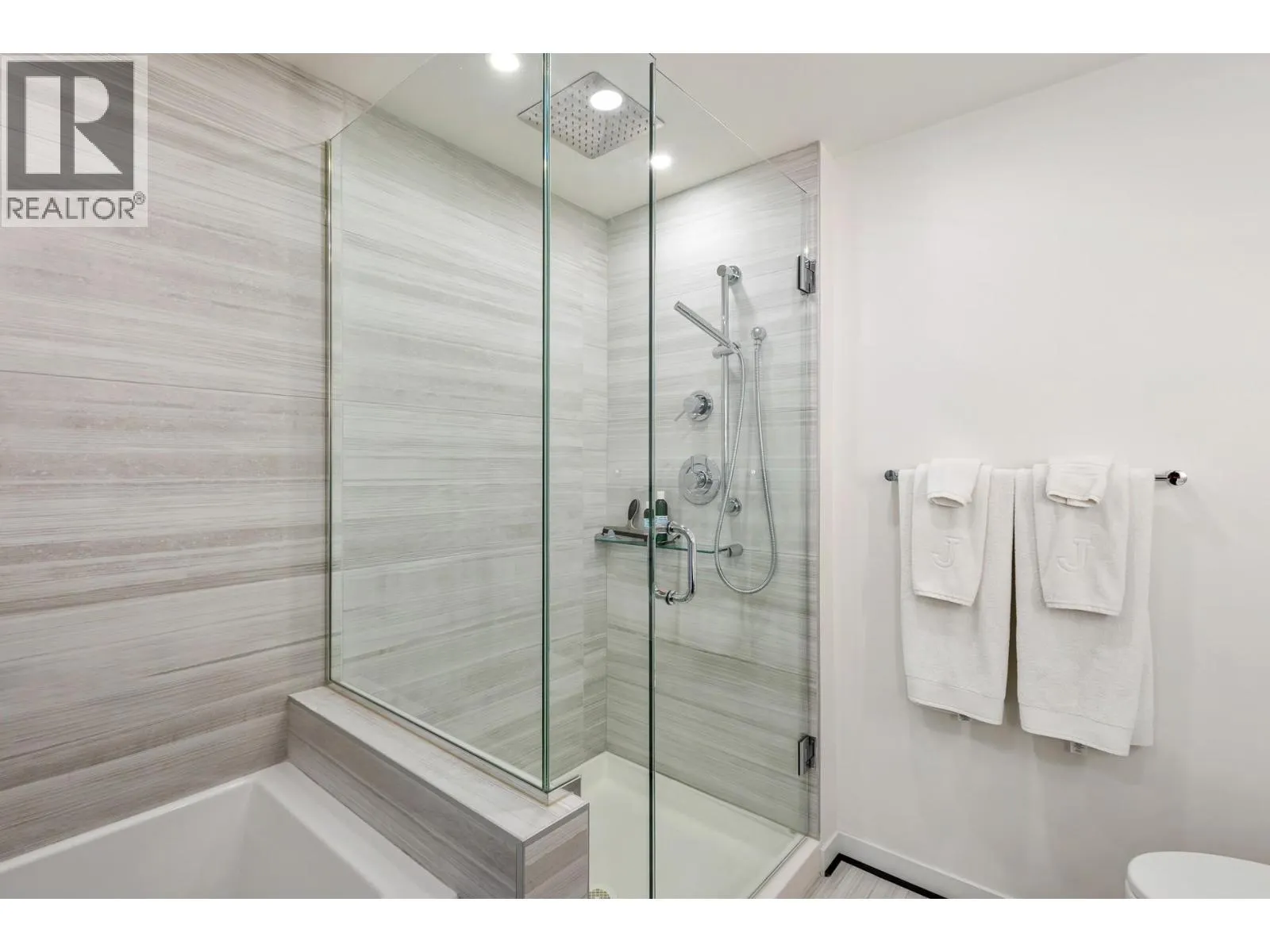 485 Groves Avenue Unit# 1101