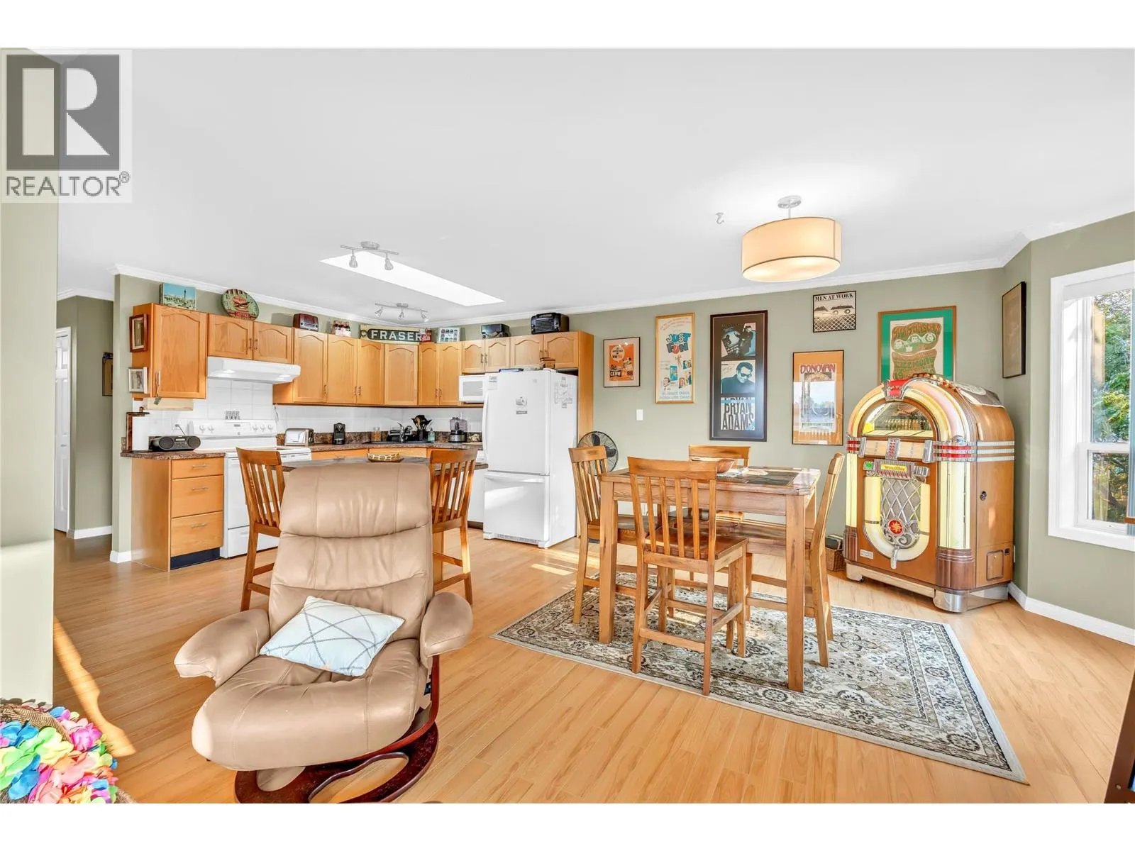 102 Van Horne Street Unit# 305