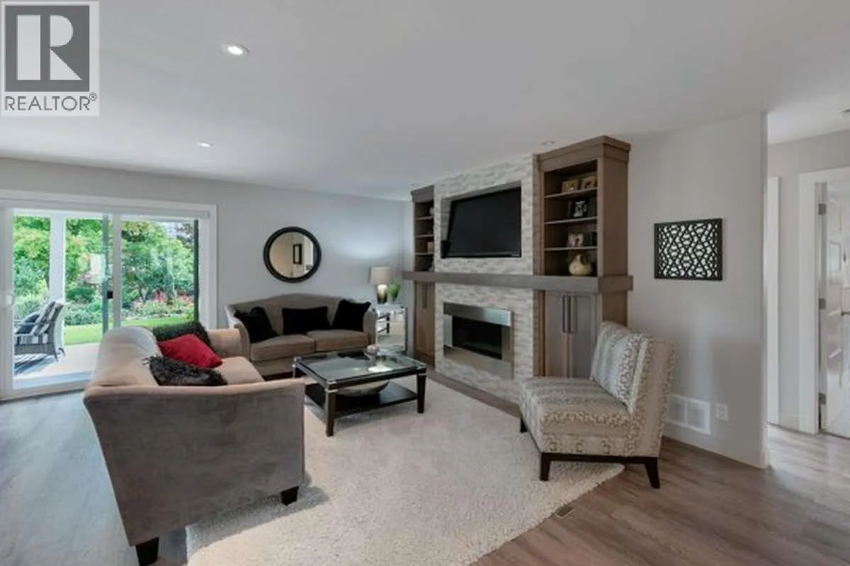 615 Glenmeadows Road Unit# 98