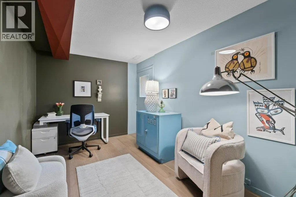 2221 Sunset Point
