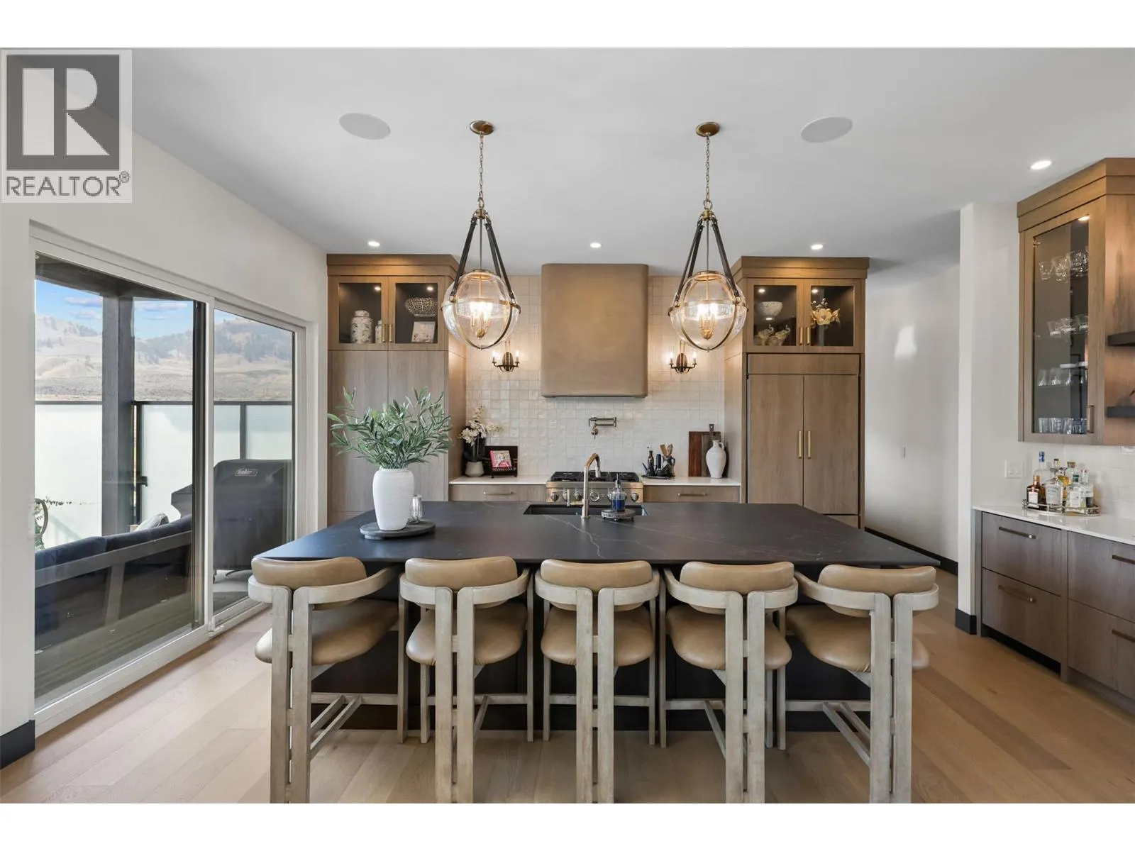 115 Lake Point Court