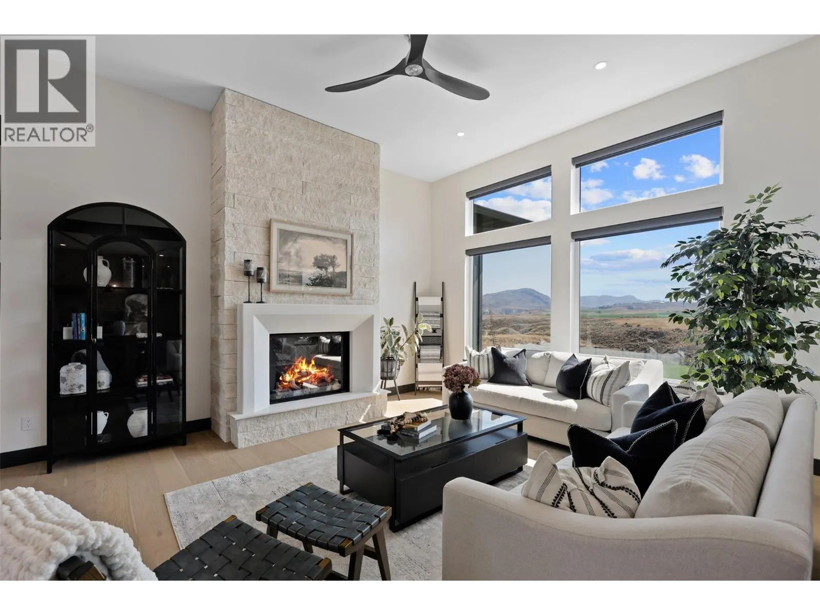 115 Lake Point Court