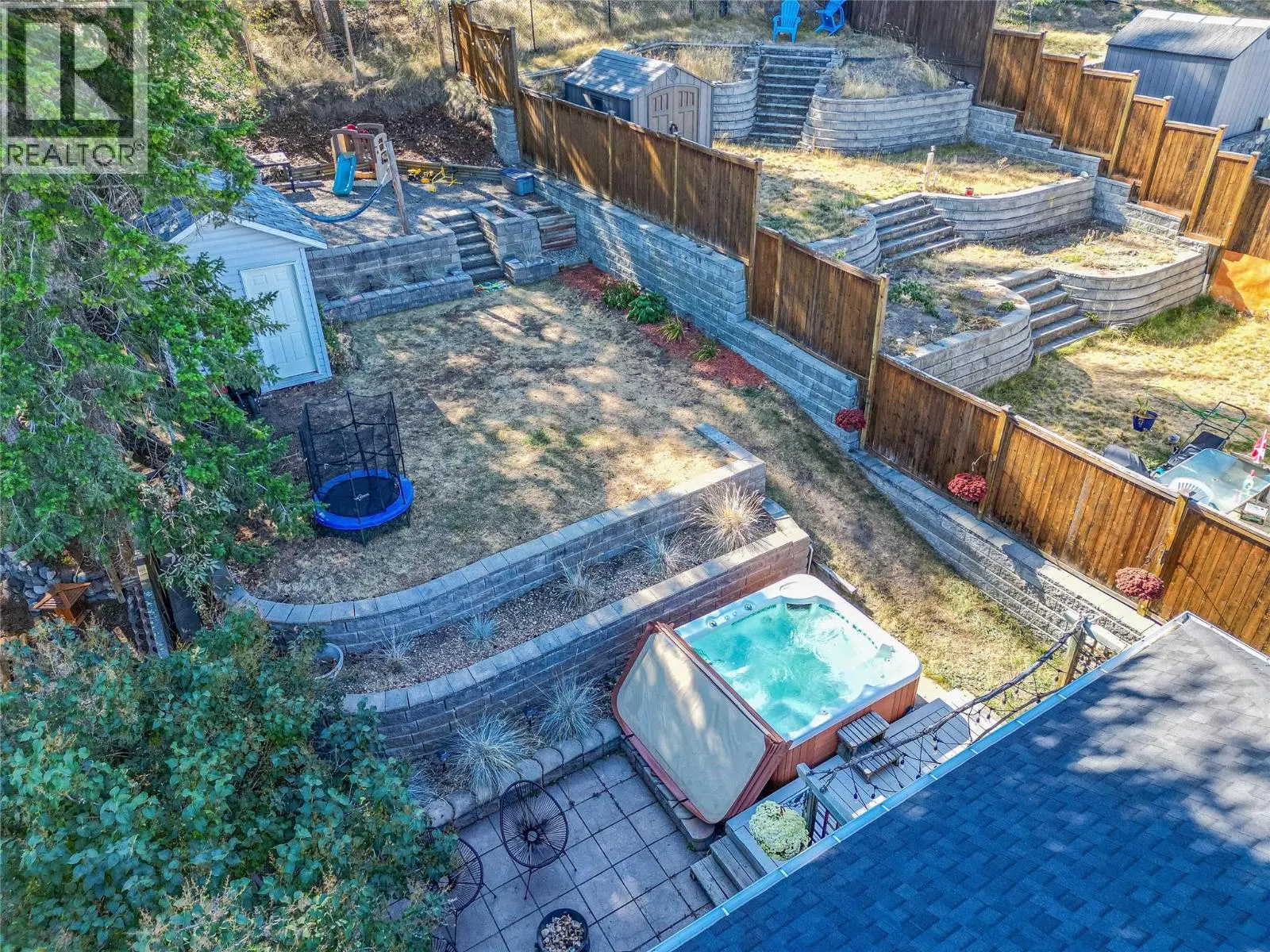 2421 DRUMMOND Court