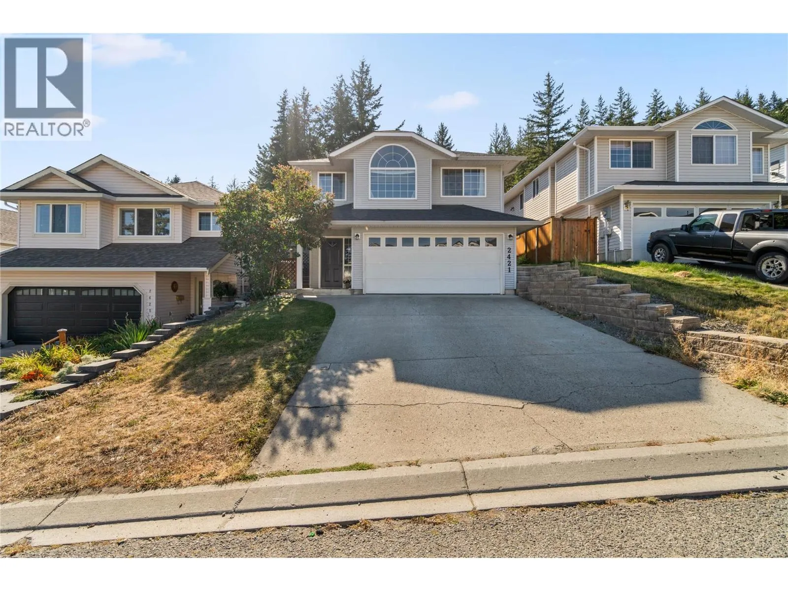 2421 DRUMMOND Court